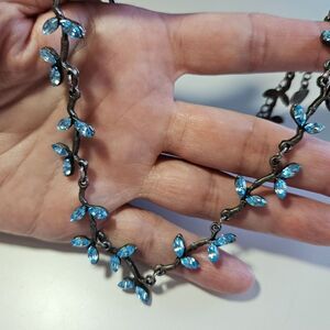 Vintage Silver tone Yoni Z Blue Rhinestone Floral Choker 15-17"